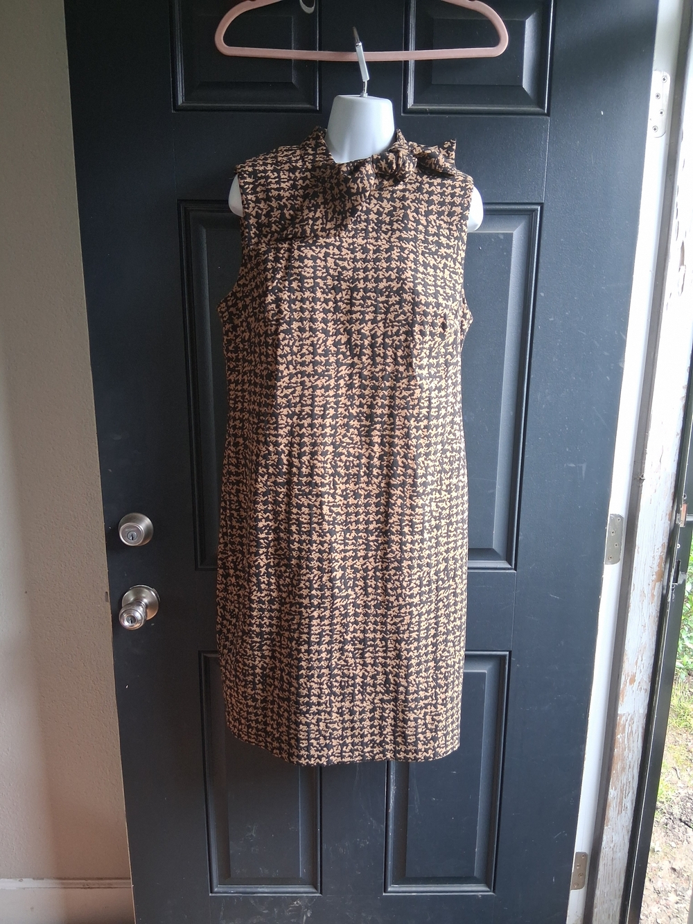 Calvin Klein Black and Brown Sleeveless Ruffle-Neck Shift Mini Dress